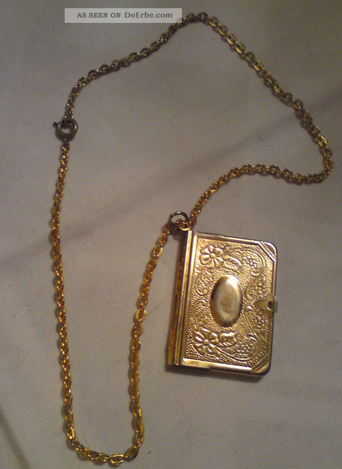Kette 40 Cm Mit Amulett 4 Cm X 2, 8 Cm In Buchform Zum Aufklappen