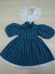 Hübsches Kleid Mit Spitze,  Handarbeit Für Ca.  49cm Puppe Original, gefertigt vor 1970 Bild 1