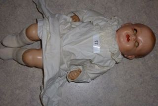 Alte Baby Puppe Für Sammler Bild