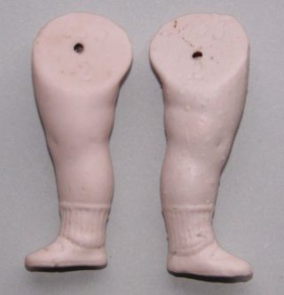 Alte Porzellan - Puppenbeine Ca.  5,  3 Cm Lang - Ungereinig Bild