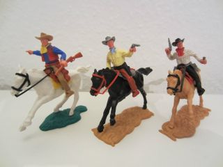 Timpo Toys 3 Western Cowboy Reiter Figuren Mit Pferd Im Maßstab 1:32 Bild