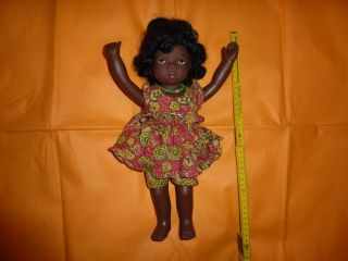 Tolle Dunkelhäutige GÖtz Künstler Puppe Afrikaner MÄdchen Von Sylvia Natterer Bild