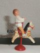 Caco Canzler Biegepuppe 5,  5 Cm Auf Holzschaukelpferd Für Puppenhaus Puppenstuben & -häuser Bild 1