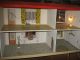 Antikes Puppenhaus 50er Jahre Vmtl Moritz Gottschalk Mit Licht Viele Lampen Puppenstuben & -häuser Bild 1
