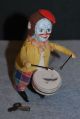 Schuco Solisto Tanzfigur Clown Mit Trommel,  Uhrwerk Ok,  11,  5 Cm Original, gefertigt 1945-1970 Bild 3