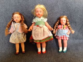 3 Hübsche Puppen Für Puppenstube Aus Masse Mit Haaren, Bild