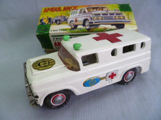 Ambulance Fahrzeug Made In Japan Bei Marusan Aus Den 50er Jahren Ovp Bild