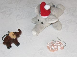 Witziger Weihnachtselefant,  Edler Schlüsselanhänger Holzintarsien - Elefant,  Cbs Bild