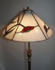 Alte Messing - Stehlampe Mit Tiffany - Glasschirm Gefertigt nach 1945 Bild 6