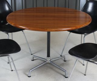 Charles & Ray Eames Vitra Contract Table Base,  Teak - Platte Bild