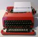 Olivetti Valentine Ettore Sottsass 1969er,  Mechanische Schreibmaschine 1960-1969 Bild 1