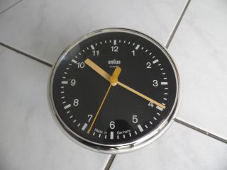 Braun Wanduhr Baduhr Design Lubs Dieter Rams Uhr Domo Clock Typ 4833 Bild