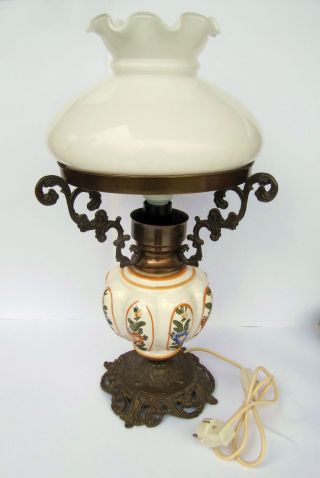 Große Elektrische Petroleumlampe Landhausstil Glas Messing - Keramik - Fuß Antik Bild