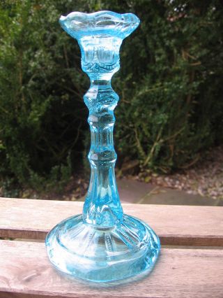 Wunderschöner,  Alter Leuchter Aus Pressglas,  Aquablau Bild