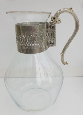 ältere Karaffe Krug Wasserkrug Saftkrug Glas Mit Metallmontur Und Griff Bild