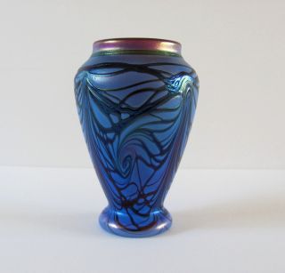 Glasbläserei Schmid: Vase,  Jugendstil,  Blau/violett,  Irisierend,  Höhe Ca.  14 Cm Bild