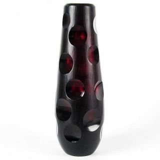 Herrliche Vase - Granatfarben - Mit Schliff - Fenstern - Gerhard Schechinger Bild