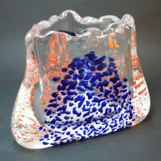 Bohemia Glas Vase • Czech Art Glass • 2,  1 Kg • Dreiecksform • Aufschmelzungen Bild