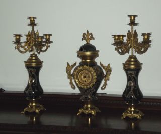 Antike Vasenuhr Mit Kerzenständer,  Tischuhr,  Kaminuhr,  Kommodenuhr Bild