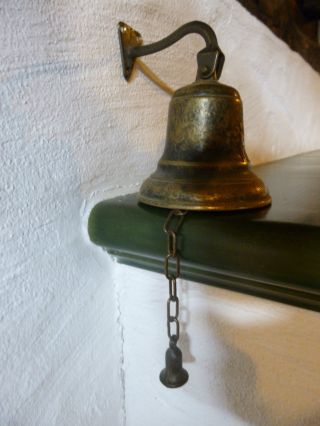 Alte Türglocke Kuhglocke Türklingel Metallglocke Glöckchen Wandglocke Glocke Bild