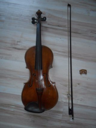 Sammlerstück Antike Geige Violine Mit Geigenbogen Vuillaume A Paris Bild