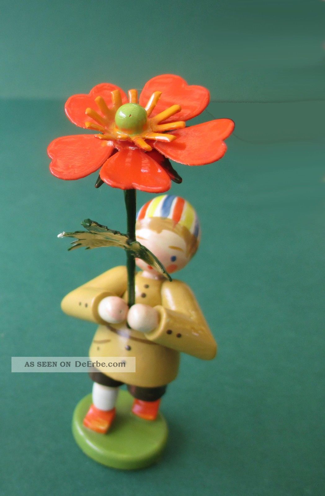 Weha - Kunst: Junge Mit Geum.  Erzgebirge Blumenkind,  Alt M.  Etikett Z.  G Tierschutz Objekte nach 1945 Bild