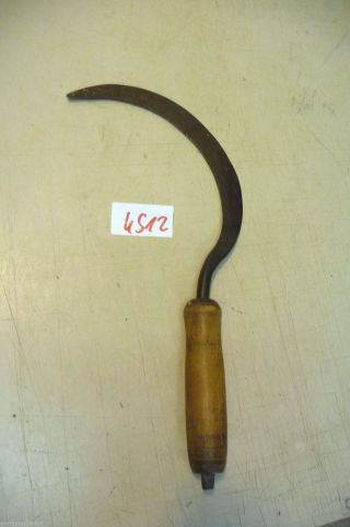 Nr.  4512.  Alte Sichel Werkzeug Old Hand Sickle / Old Farm Tool Bild