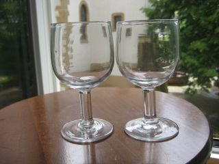 2 Gläser (wein) - Alt (um 1900) - Mundgeblasen - Dickwandig - Frankr.  12,  0,  /250 Bild