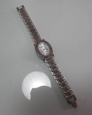 Uhr Armbanduhr 925 Silber Markasiten Perlmutt Ziffernblatt Traumstück (367) Bild