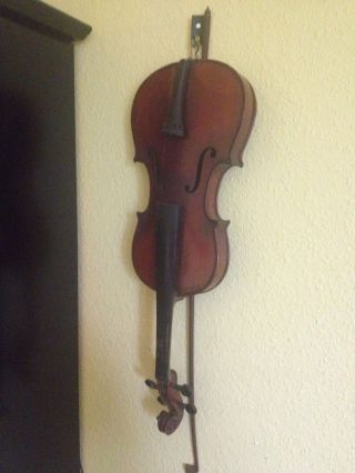 Dachbodenfund Alte Geige (anschauen Lohnt) Bild