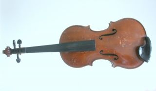 Alte Geige/violine,  Mit Zettel: Christian Reisser,  Ulm,  Als Restaurierungsobjekt Bild