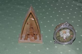 Kleine Geschnitzte Holzkrippe,  1 Jesuskind Für Weihnachten - Top Bild