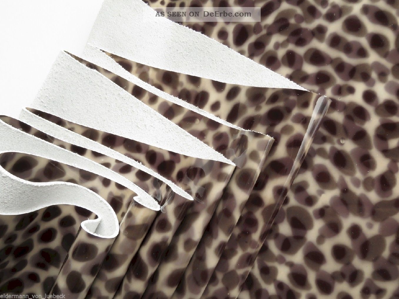 Lederhaut Leder Leopard Gepard 220x115 1,  2mm Lackleder Kuh Fell Sattel Rind Alte Berufe Bild