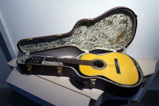 Phantastische Konzert Gitarre Von Hoyer Made In Germany Mit Koffer Um 1970 Bild