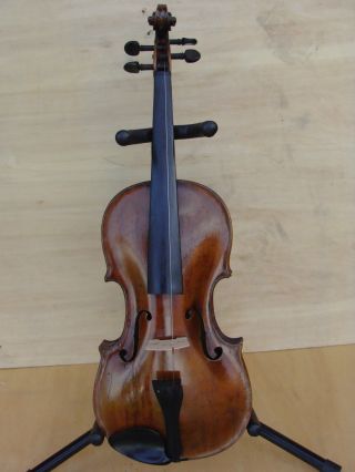 Biete Antike Violine/ Geige - Mit Zettel,  Dat.  1814. Bild