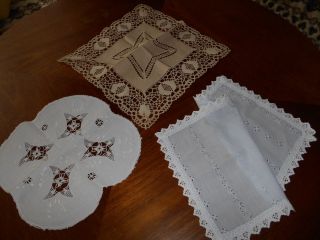 3 Hübsche Deckchen - - Handarbeit Bild