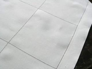 Schöne Weiße Leinen Tischdecke Mit Geometrischer Hohlsaumarbeit 150 X 135 Bild