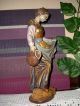 Holzfigur - Heiligenfigur - Magd Mit Krug - Hl.  Elisabeth - Geschnitzt - Bunt - Südtirol? - Holzarbeiten Bild 3