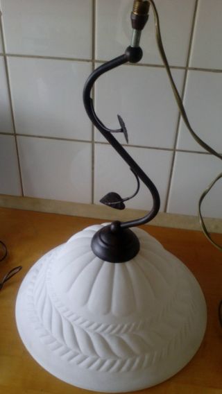 Alte Lampe Keramik Altweiß Altmessing Bild