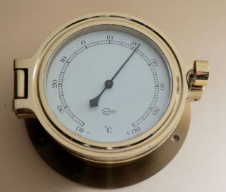 Altes Bullaugen Schiffsthermometer Thermometer Von Barigo Bild