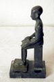 Wunderschöne Kleine Bronzefigur Eines Ägyptischen Gelehrten Unsigniert Um 1960 1950-1999 Bild 1