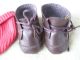 Alte Puppenkleidung Schuhe Vintage Brown Shoes Red Socks 40 Cm Doll 5 Cm Original, gefertigt vor 1970 Bild 2