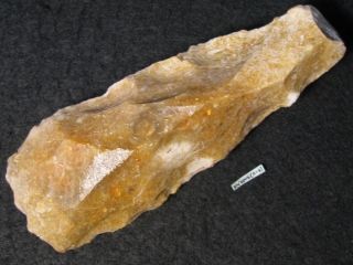 8500j.  A: Beil Dechsel Steinzeit Mesolithikum Feuerstein Kongemose Kultur Bild