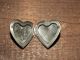 Messing Amulett Medaillon Anhänger Pillen Dose Herz Jungfrau Virgo Sternzeichen Entstehungszeit nach 1945 Bild 1