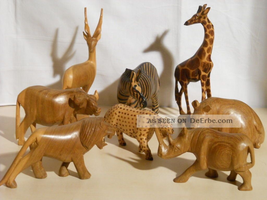 8 Tierfiguren Aus Holz Afrikanische Handarbeit Entstehungszeit nach 1945 Bild