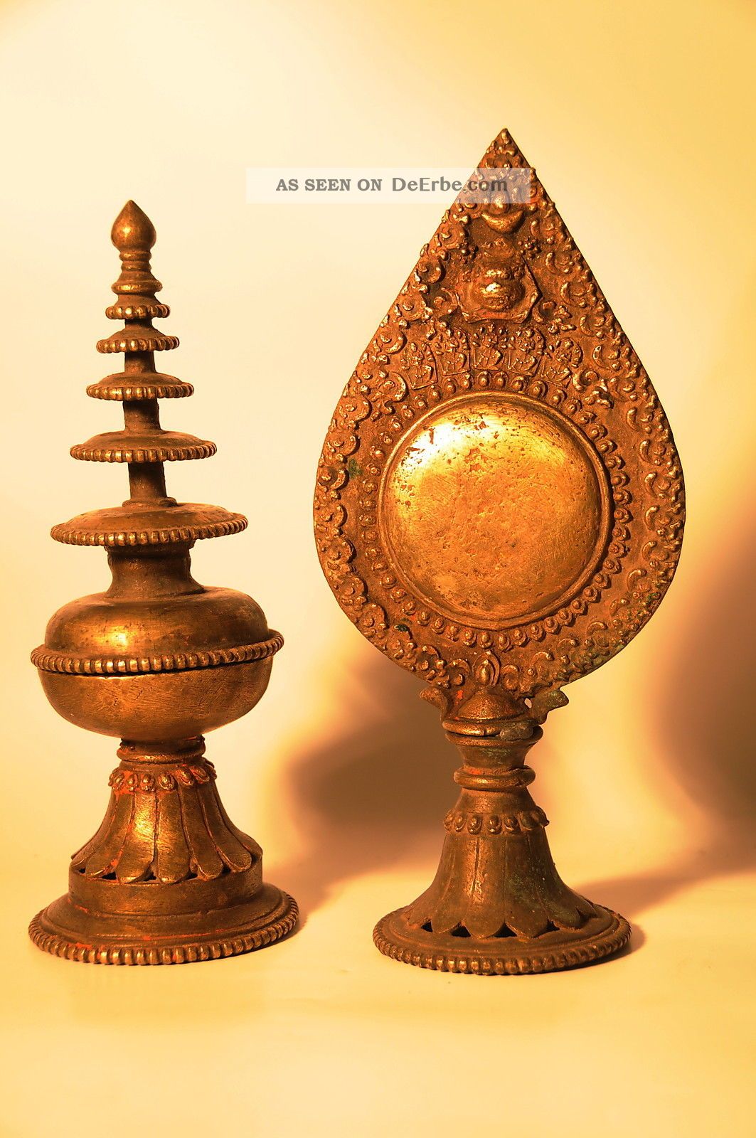 Zwei Antike Tibetische Ritualgegenstände Spiegel 18.  /19.  Jh.  Tibet Nepal Asiatika: Indien & Himalaya Bild