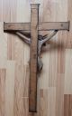 Altes Heiligenkreuz Kruzifix Jesus Holz Geschnitzt 18.  - 19.  Jahrhundert Skulpturen & Kruzifixe Bild 10