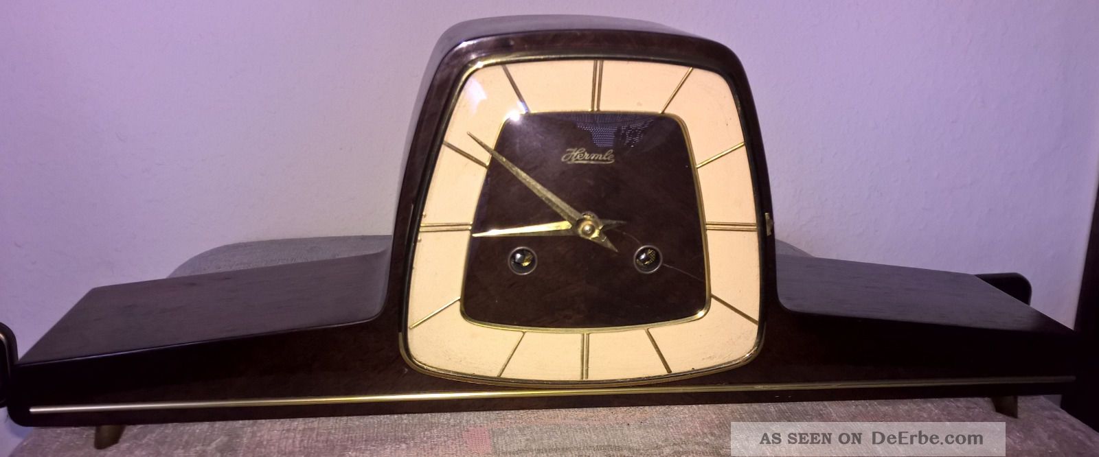 Uhr Kaminuhr Hermle Echtholz Nussbaum Gefertigt nach 1950 Bild