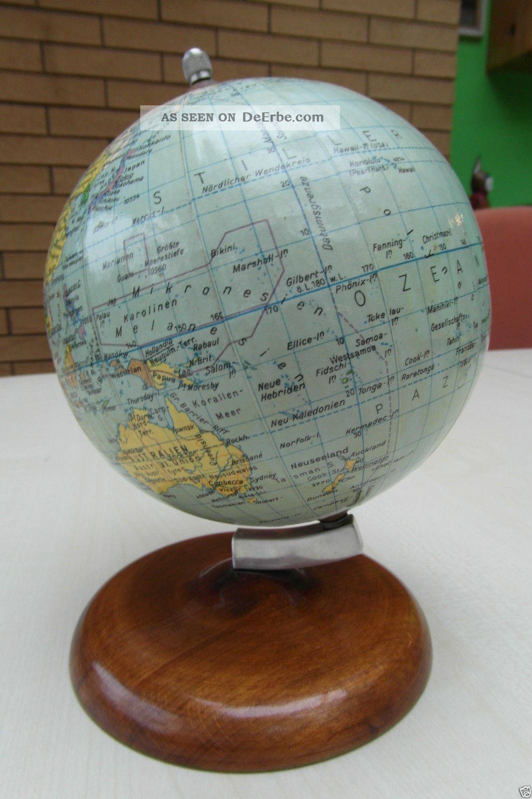 Kleiner Alter Globus Auf Holz Fuß Erdglobus Erdkugel 12cm