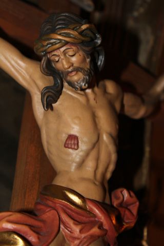 Sakrale Holzfigur Kruzifix Jesus Am Kreuz Heiligenfigur 63cm Grödnertal Südtirol Bild
